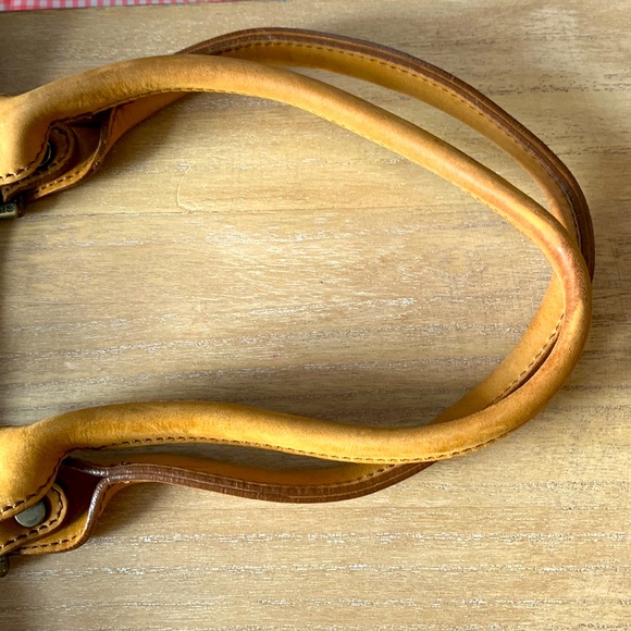 Vintage Timberland purse. Made in Italy. - Picture 10 of 14